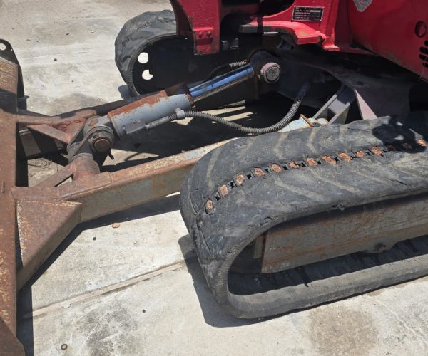 2007 TAKEUCHI TB135 MINI EXCAVATOR 005