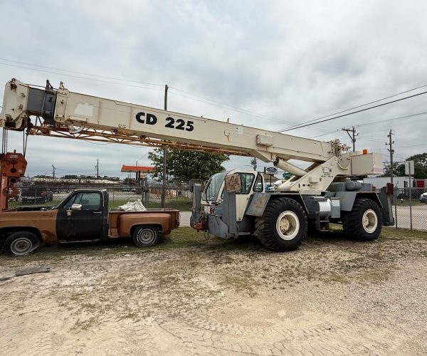 2007 TEREX CD225-1 25 TONS ROUGH TERRAIN CRANE 001
