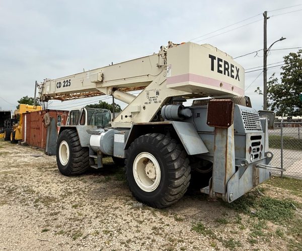 2007 TEREX CD225-1 25 TONS ROUGH TERRAIN CRANE 006