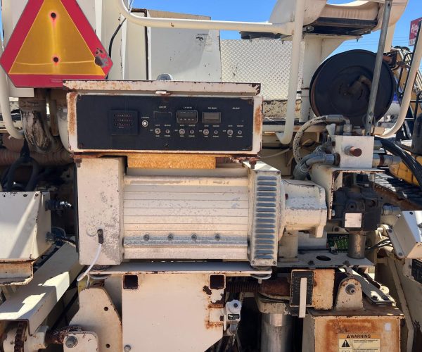 2007 TEREX CR452 CEDARAPIDS ASPHALT PAVER HYDROSTATIC DRIVE SYSTEM 005