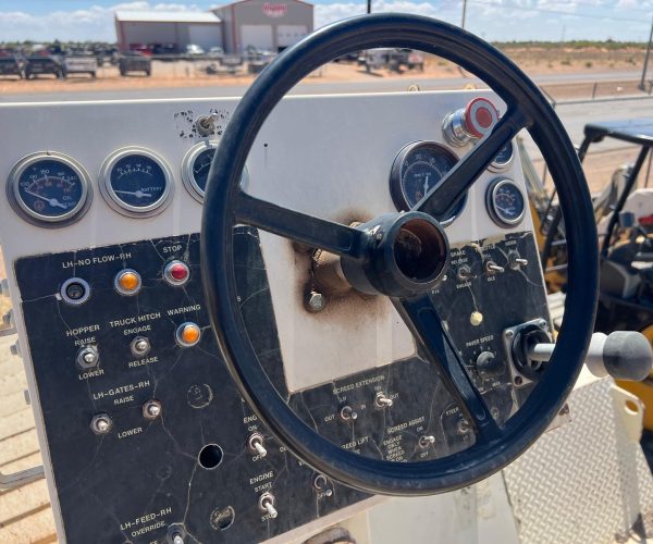 2007 TEREX CR452 CEDARAPIDS ASPHALT PAVER HYDROSTATIC DRIVE SYSTEM 006