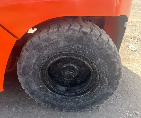 2007 TOYOTA FORKLIFT 7FDU70 DIESEL 15500 LBS 7000 KG & 8FT FORKS 010