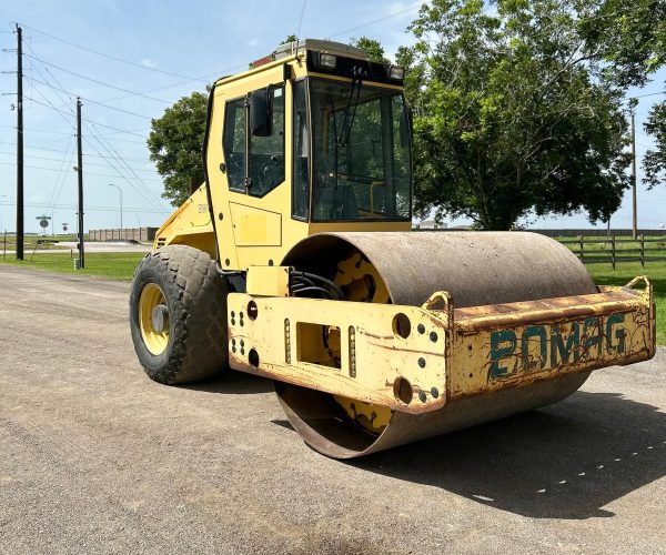 2008 BOMAG BW211D-3 SMOOTH SINGLE DRUM 84 ROLLER COMPACTOR 005