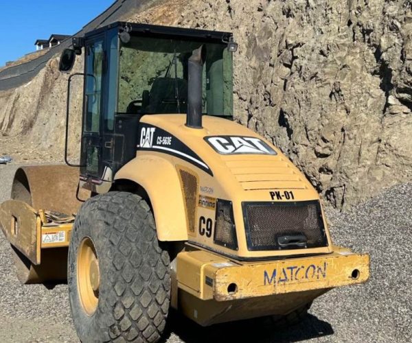2008 CATERPILLAR 563E SINGLE DRUM ROLLER COMPACTOR 002