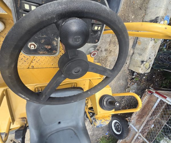 2008 CATERPILLAR CB24 DOUBLE DRUM VIBRATORY ROLLER W WATER SPRAY SYSTEM 006