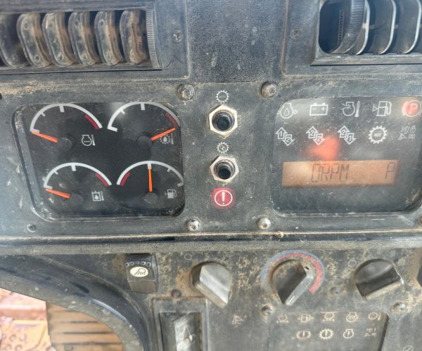 2008 CATERPILLAR D6R DOZER ENCLOSED CAB 010
