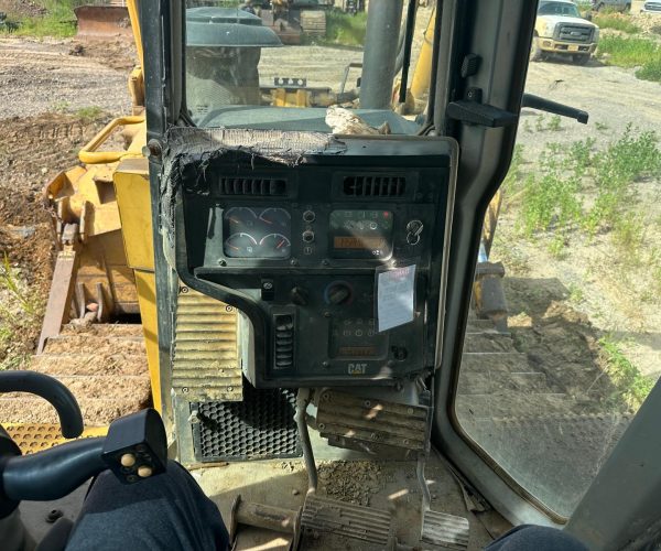 2008 CATERPILLAR D6T DOZER 013