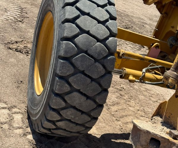2008-CATERPILLAR-MOTORGRADER-12M-CAB-018