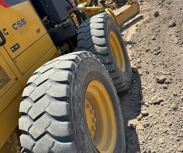 2008-CATERPILLAR-MOTORGRADER-12M-CAB-019