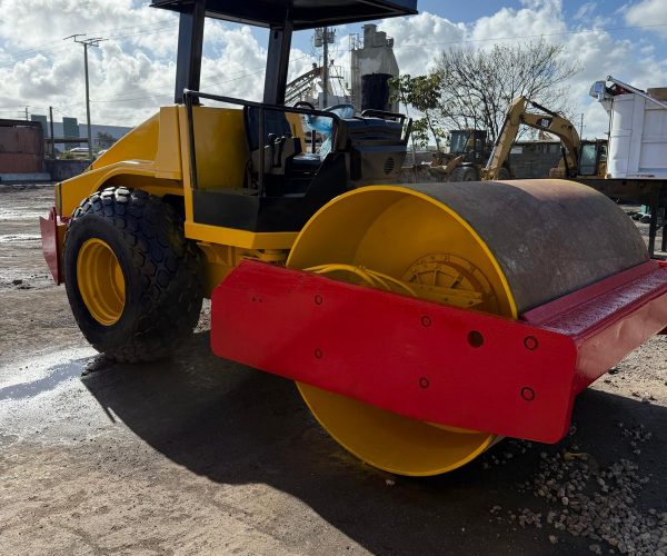 2008 DYNAPAC CA252D SINGLE & DRUM DRIVE VIBRATORY SMOOTH 001