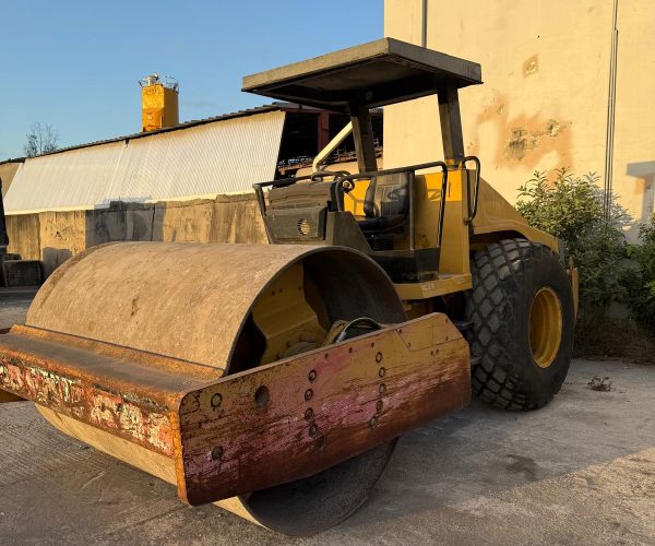 2008 DYNAPAC CA252D SINGLE DRUM VIBRATORY SMOOTH DRUM 004