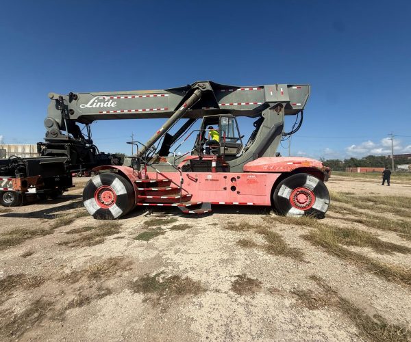 2008 LINDE C4531TL 45 TON CONTAINER REACHSTACKER CAB 003
