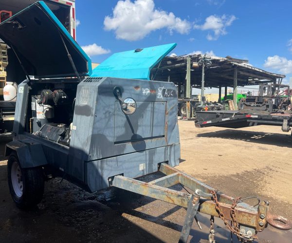 2009 AIRMAN PDS185S COMPRESSOR WITH TRAILER 004