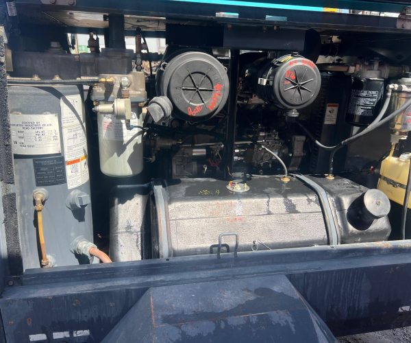 2009 AIRMAN PDS185S COMPRESSOR WITH TRAILER 010