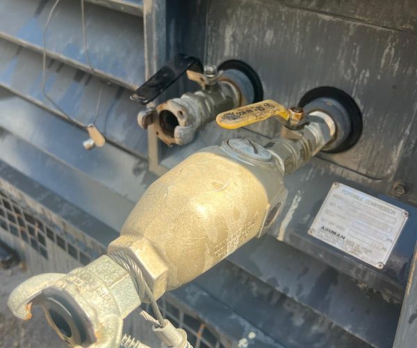 2009 AIRMAN PDS185S COMPRESSOR WITH TRAILER 013