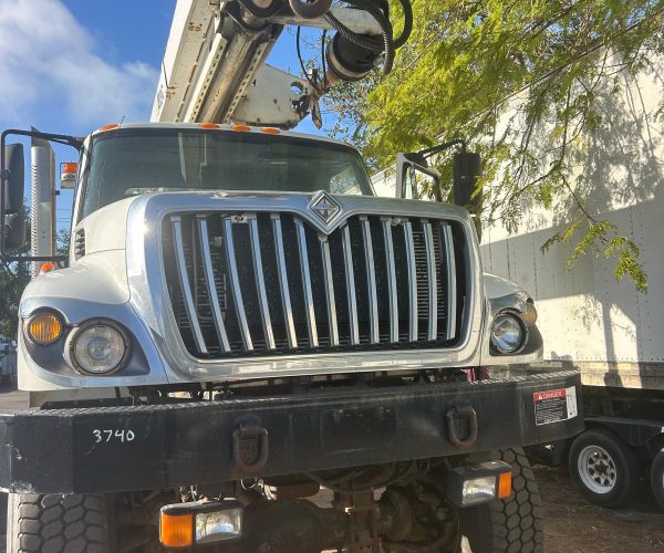 2009 ALTEC 4065APR DIGGER DERRICK TRUCK 6X6 002