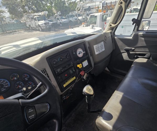 2009 ALTEC 4065APR DIGGER DERRICK TRUCK 6X6 004