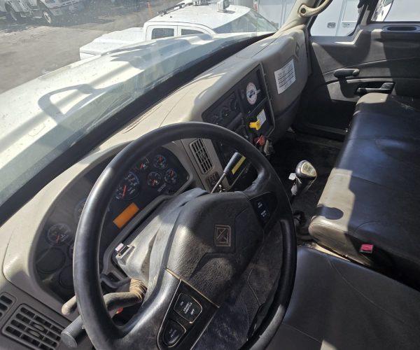 2009 ALTEC 4065APR DIGGER DERRICK TRUCK 6X6 005