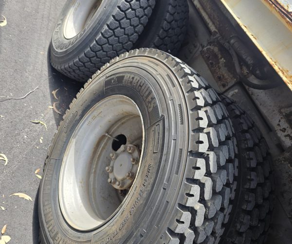 2009 ALTEC 4065APR DIGGER DERRICK TRUCK 6X6 014