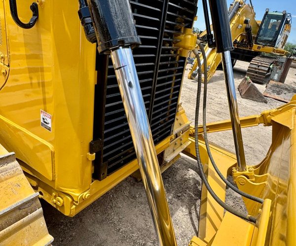 2009 CATERPILLAR D6T XL DOZER ENCLOSED CAB AC HEAT NEW 100% UNDERCARRIAGE MULTI SHANK RIPPER 017