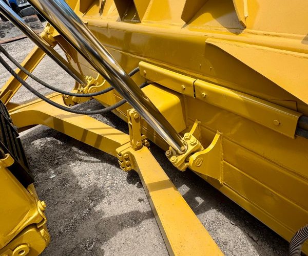 2009 CATERPILLAR D6T XL DOZER ENCLOSED CAB AC HEAT NEW 100% UNDERCARRIAGE MULTI SHANK RIPPER 026