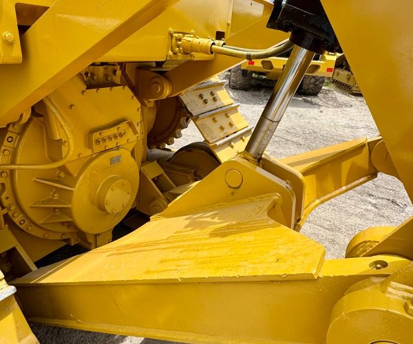 2009 CATERPILLAR D6T XL DOZER ENCLOSED CAB AC HEAT NEW 100% UNDERCARRIAGE MULTI SHANK RIPPER 027