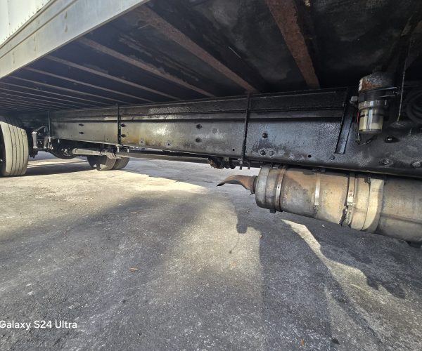 2009 FREIGHTLINER BUSINESS CLASS M2 REFRIGERATED SUPRA 150 009