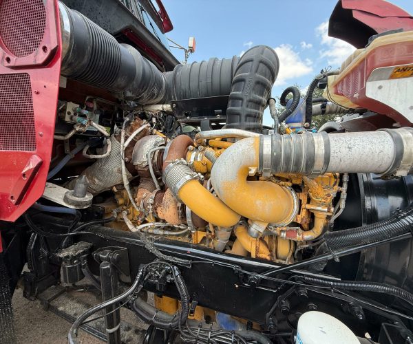 2009 KENWORTH T800 DUMP TRUCK TRI-AXLE STEEREABLE THIRD AXLE 019