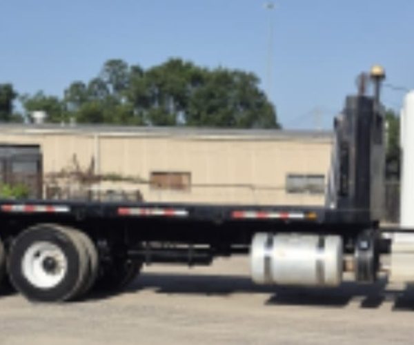 2009 PETERBILT 348 TANDEM AXLE DOUBLE FRAME & 20FT FLATBED TRUCK 002