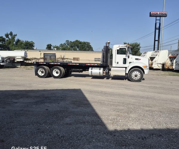 2009 PETERBILT 348 TANDEM AXLE DOUBLE FRAME & 20FT FLATBED TRUCK 004