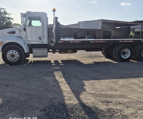 2009 PETERBILT 348 TANDEM AXLE DOUBLE FRAME & 20FT FLATBED TRUCK 005