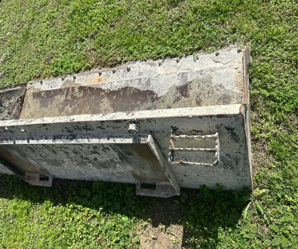 2010 CATERPILLAR 246C SKID STEER WITH BUCKET AND UNICORN FORK 010