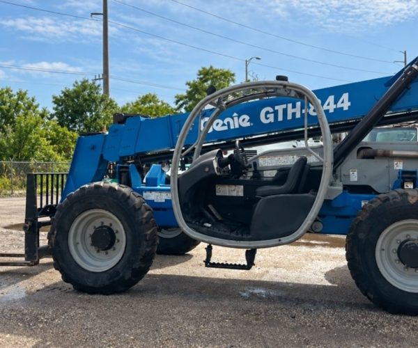 2010 GENIE GTH-844 TELEHANDLER 8,000 LBS CAPACITY 44 FT LIFT 001