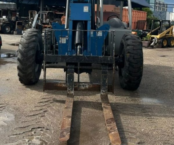 2010 GENIE GTH-844 TELEHANDLER 8,000 LBS CAPACITY 44 FT LIFT 006
