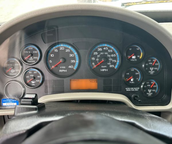 2010 INTERNATIONAL SINGLE AXLE LANDSCAPE DUMP TRUCK 011