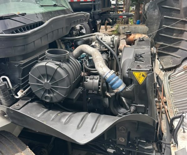2010 INTERNATIONAL SINGLE AXLE LANDSCAPE DUMP TRUCK 013