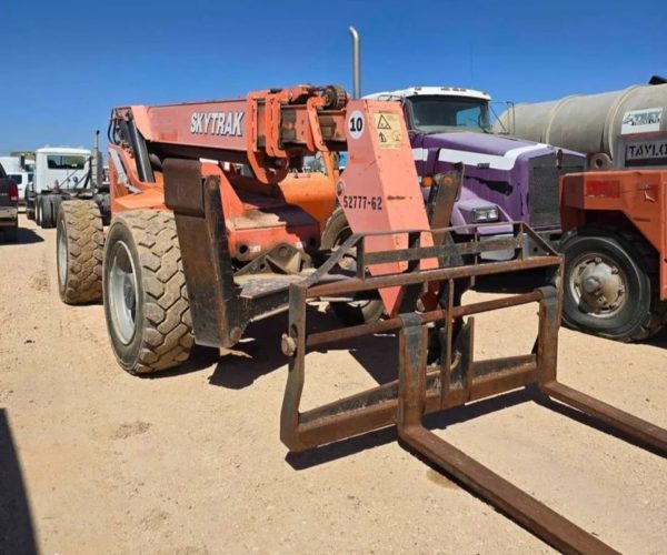 2010 JLG SKY TRACK 10054 001