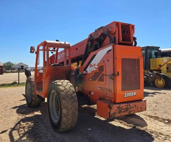 2010 JLG SKY TRACK 10054 003