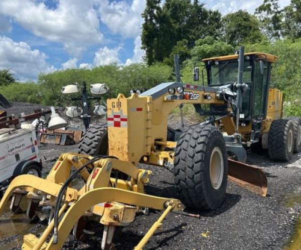 2010 JOHN DEERE 772G MOTOR GRADER CAB & RIPPERS 001
