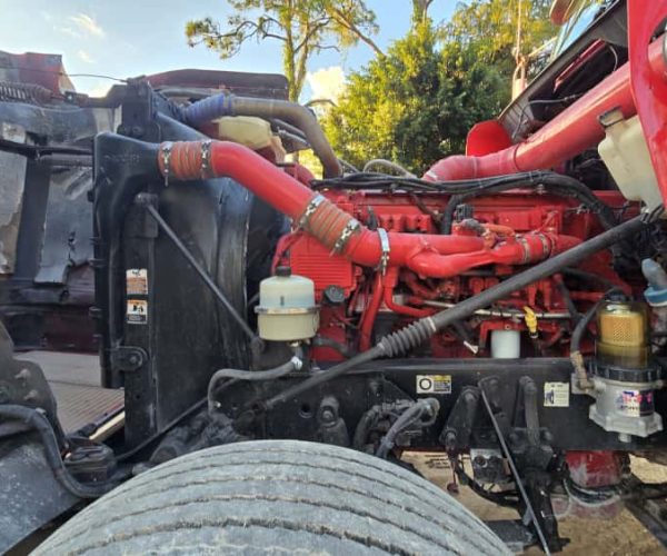 2010 KENWORTH W900 DUMP TRUCK TRI-AXLE 023