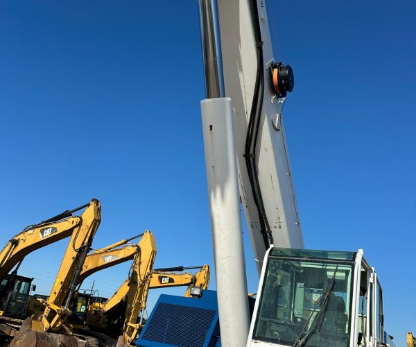 2010 TADANO MANTIS MODEL 14010 CRAWLER CRANE 70 TONS CAPACITY FOUR SECTION BOOM 006