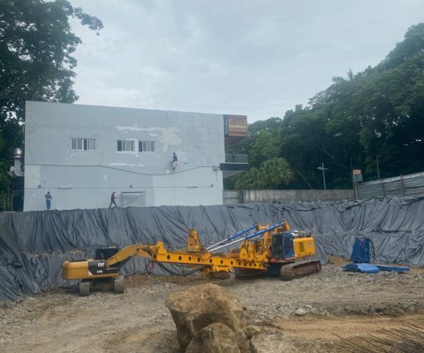 2011 BAUER BG 28 H ROTARY DRILLING RIG OPERATING WEIGHT 90 004