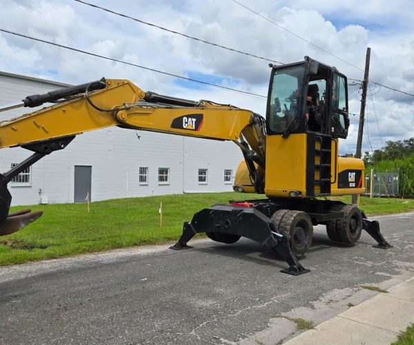 2011 CATERPILLAR M316D WHEELED EXCAVATOR 002