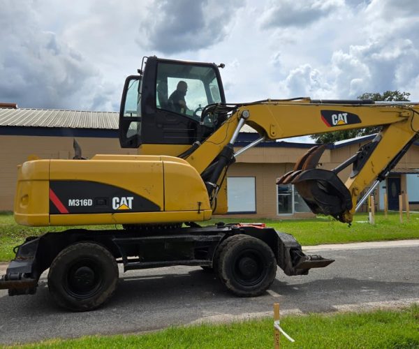 2011 CATERPILLAR M316D WHEELED EXCAVATOR 008