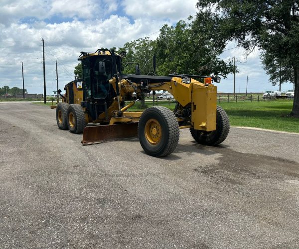 2012 CATERPILLAR 140M MOTOR GRADER CAB WHIT REAR RIPPER 004