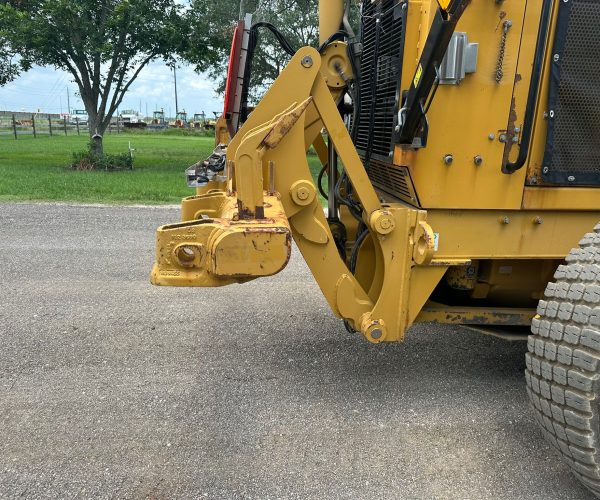 2012 CATERPILLAR 140M MOTOR GRADER CAB WHIT REAR RIPPER 013