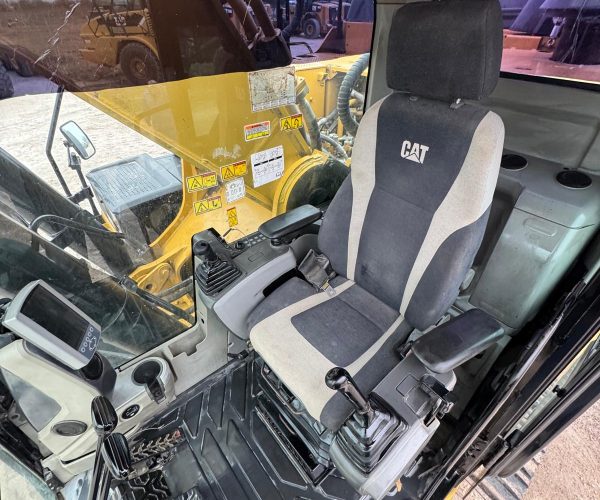 2012-CATERPILLAR-349E-L-TRACKED-EXCAVATOR-NEW-PAINT-AC-017