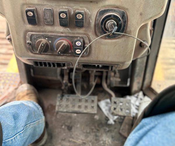 2012 CATERPILLAR D6N LGP DOZER CAB AC 009
