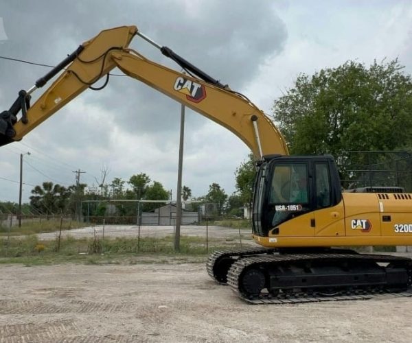 2012-CATERPILLAR-EXCAVATOR-320DL-002