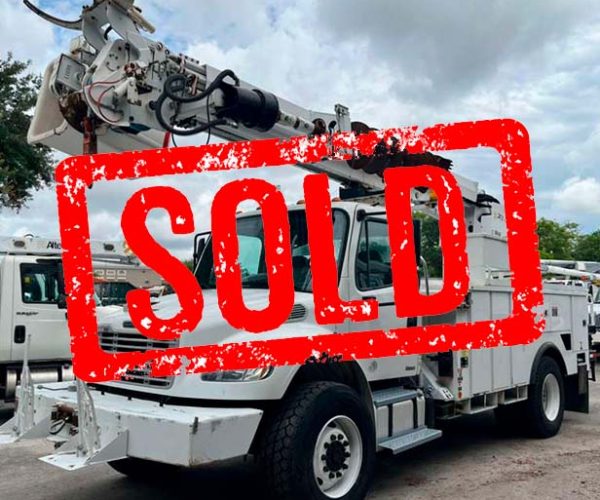 2012-FREIGHTLINER-M2-106-4X4-ALTEC-DM47BR-DIGGER-001 SOLD